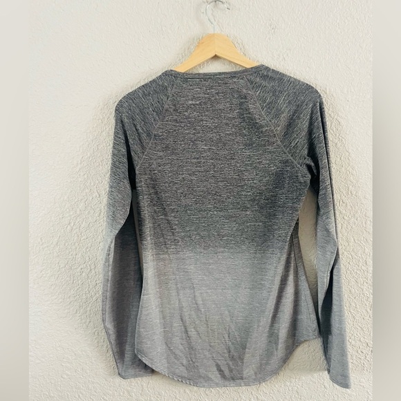 Marmot Ombré Grey Long Sleeve Athletic Top - Picture 3 of 8